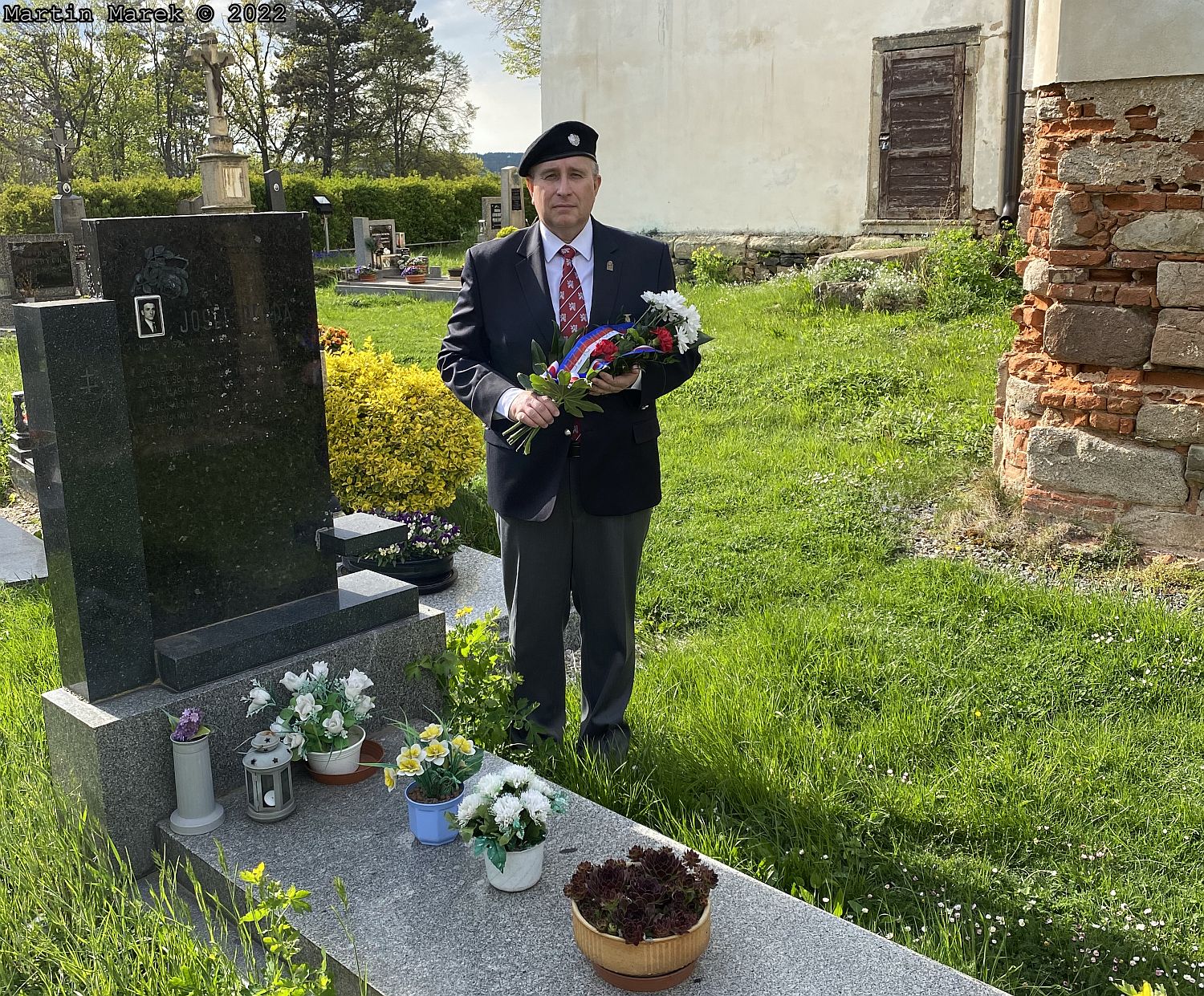 Jako člen plzeňské jednoty ČSOL jsem navštívil v Nebílovech na jižním Plzeňsku hrob Josefa Bendy, který položil svůj život 5.5.1945 v probíhajícím povstání.